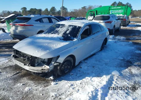 2022 Honda Accord Hybrid Sport z USA, uszkodzony, nr VIN 1HGCV3F23NA014339